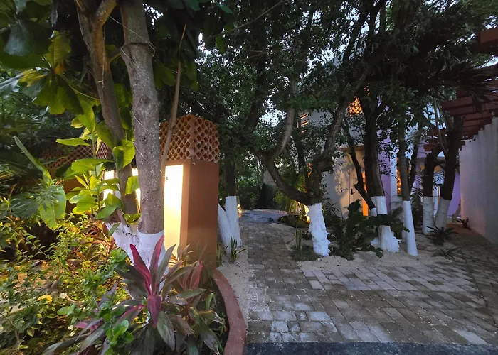 Casa Rosse